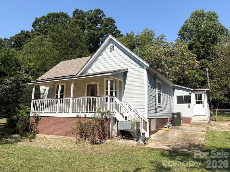 37 Sixth St #36, York, SC 29745