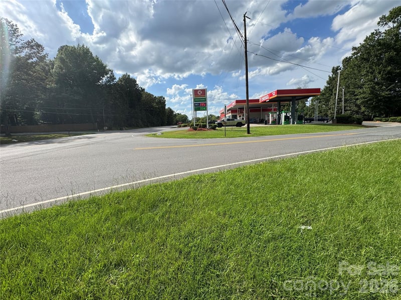 2930 Old Charlotte Hw, Monroe, NC 28110