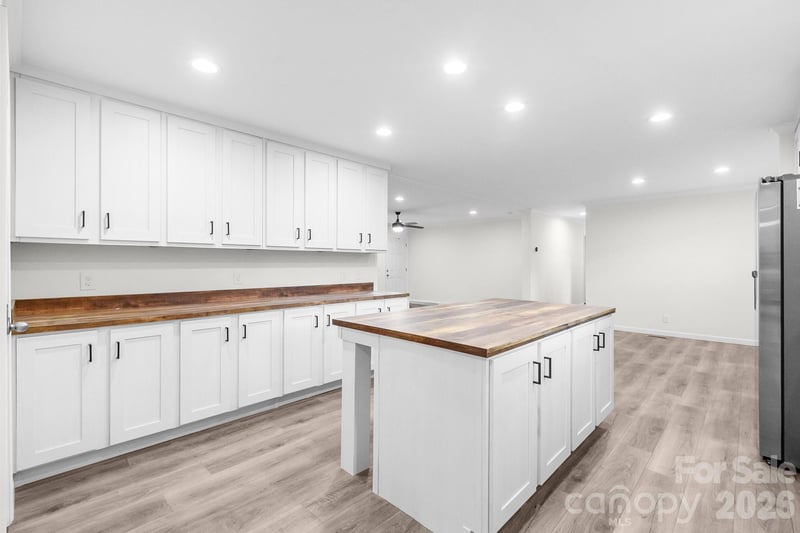 1120 Hammond Carnes Rd, Lancaster, SC 29720