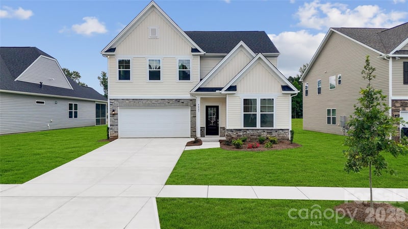 6229 Ludell Ln, Charlotte, NC 28215