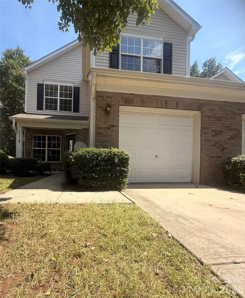 3110 Summerfield Ridge Ln, Matthews, NC 28105