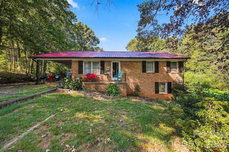 3115 10th Ave NE, Conover, NC 28613
