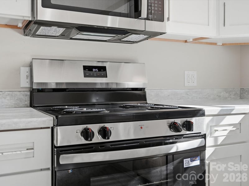 102 Cushman Dr, Chester, SC 29706