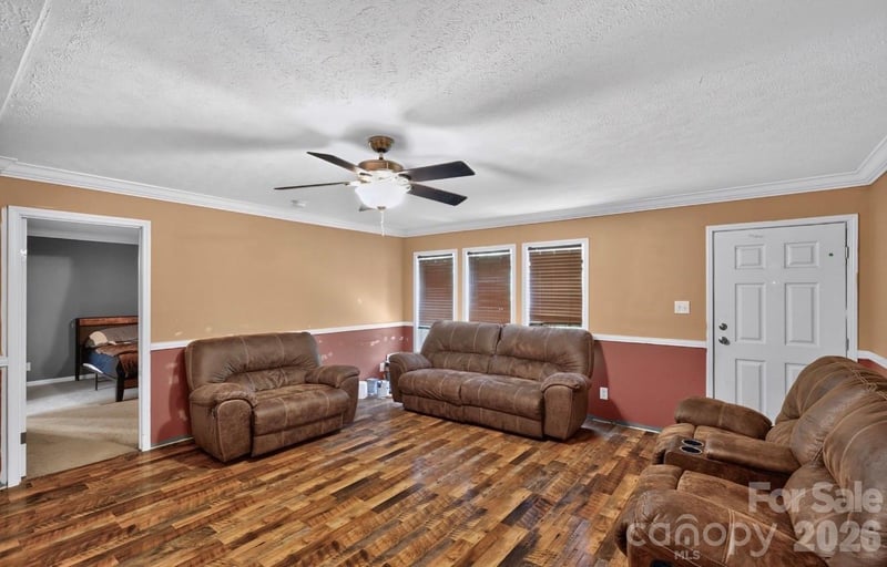 35 Bass Dr, Weaverville, NC 28787