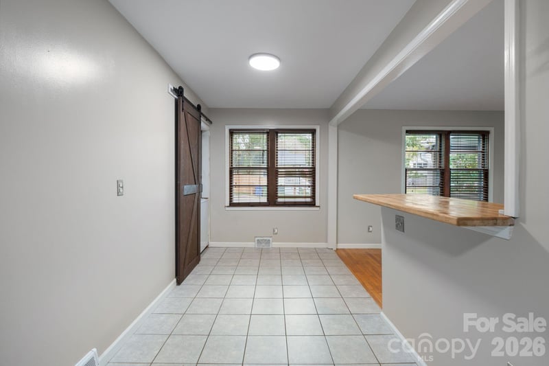 212 Pennsylvania Ave, Asheville, NC 28806