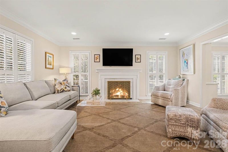 7507 Red Oak Ln, Charlotte, NC 28226