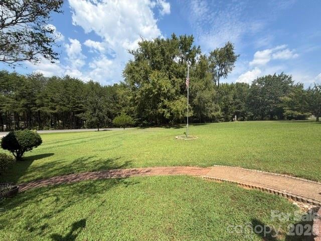 5241 Golden Pond Dr, York, SC 29745