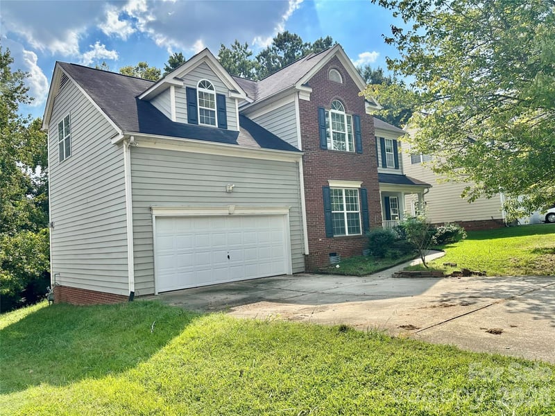 10514 Old Bridge Ln, Charlotte, NC 28269