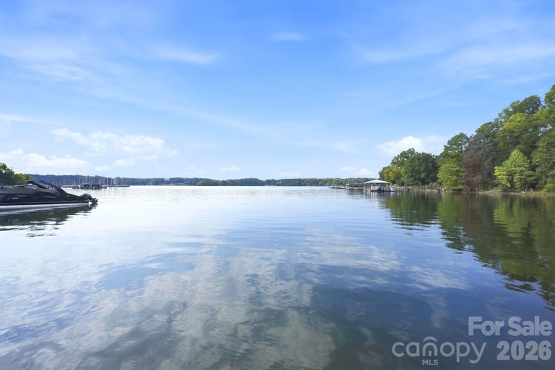 8252 Mallard Rd, Denver, NC 28037