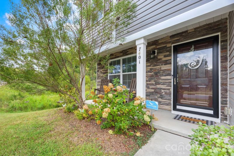 7401 Finnigan Rd, Charlotte, NC 28215