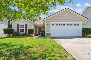 7628 Jenny Ann Dr, Charlotte, NC 28216