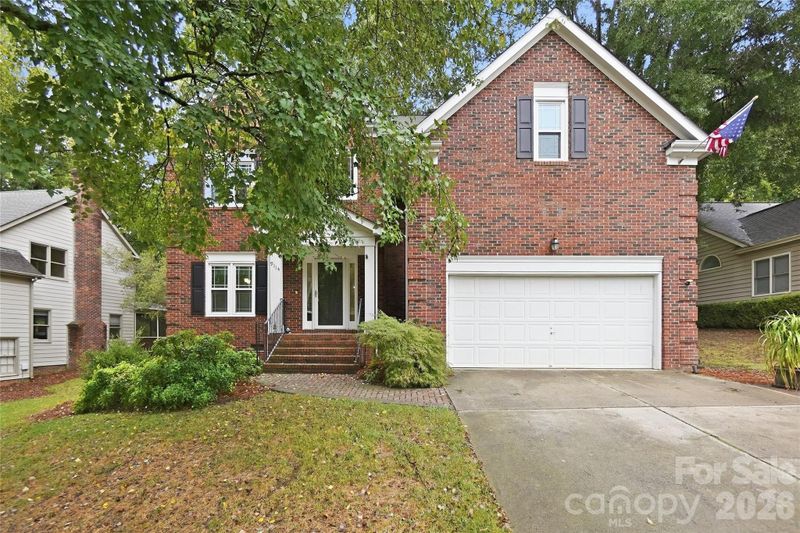 9114 Cameron Wood Dr, Charlotte, NC 28210
