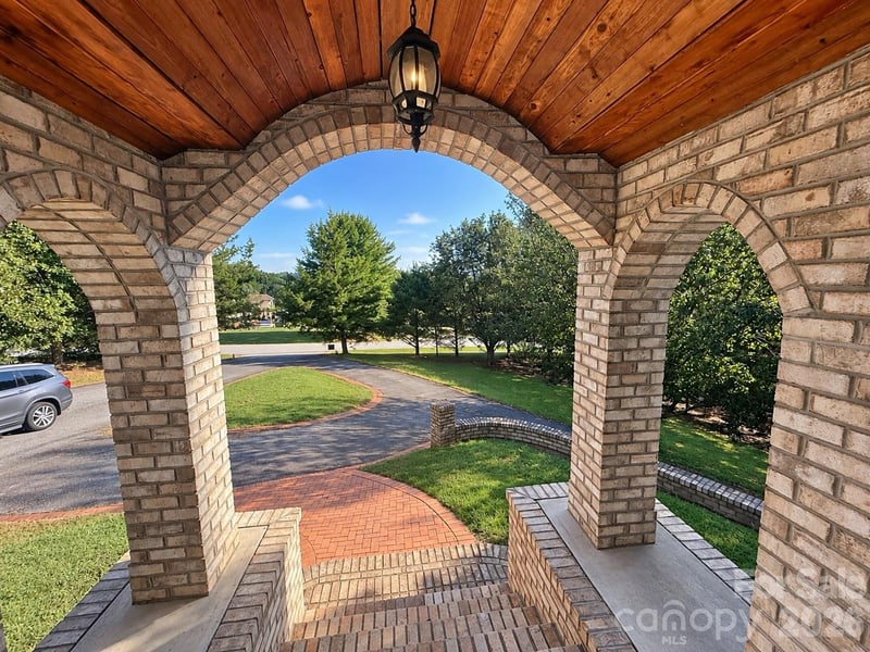 5980 Willowbottom Rd, Hickory, NC 28602