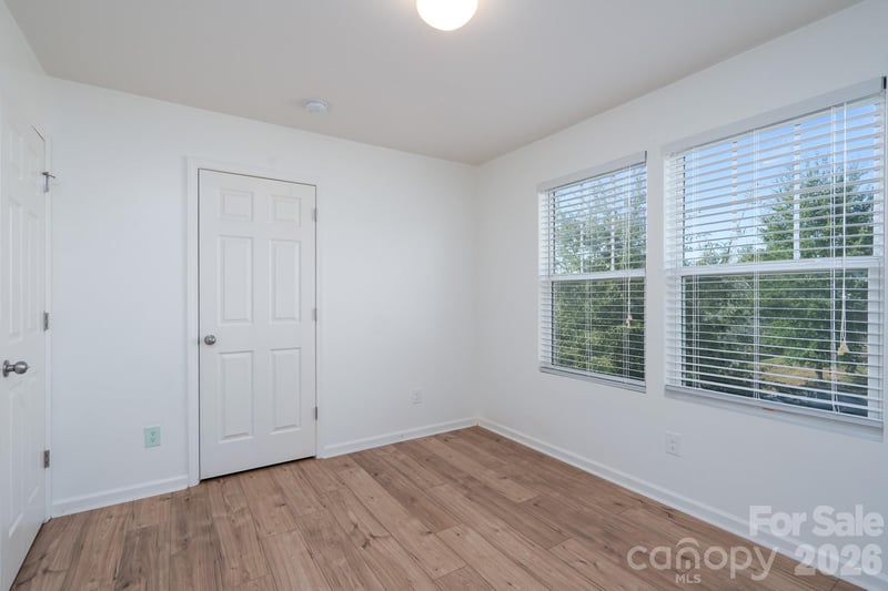 105 Abel Peterson Dr, Mount Holly, NC 28120