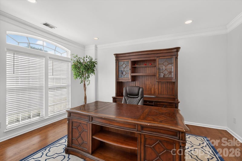 10304 Berkeley Pond Dr, Charlotte, NC 28277
