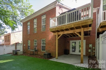 10304 Berkeley Pond Dr, Charlotte, NC 28277