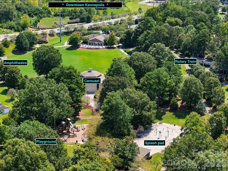906 W 8th St, Kannapolis, NC 28081