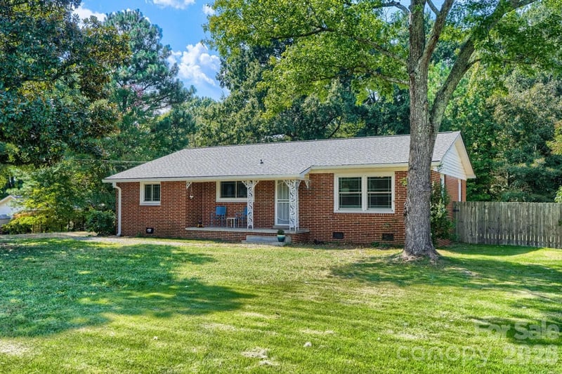 301 Jean Ave, Kannapolis, NC 28083