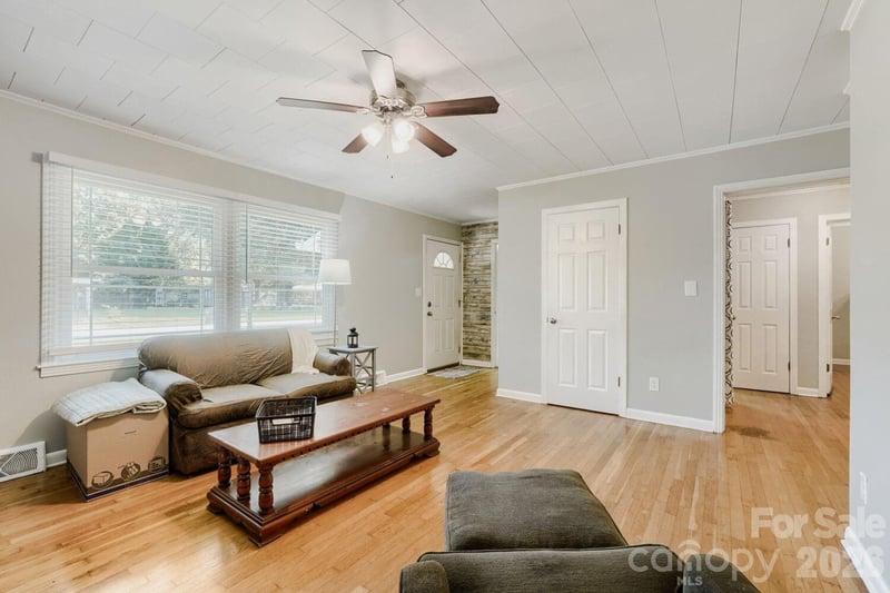 301 Jean Ave, Kannapolis, NC 28083