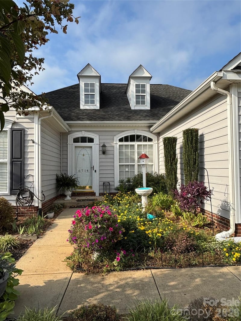 6714 Mimosa St, Indian Trail, NC 28079