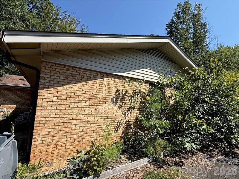 6737 Cardigan Ave, Charlotte, NC 28215