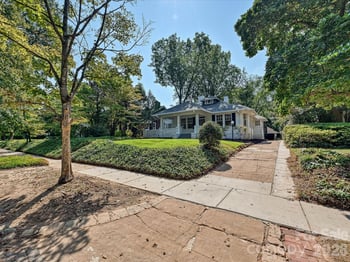501 Hermitage Ct, Charlotte, NC 28207