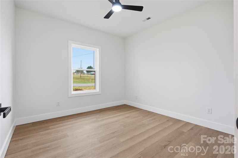 3733 Us 70 Hw, Claremont, NC 28610