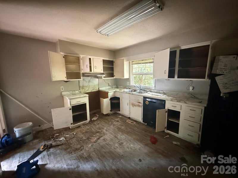 3740 Sugar Spring Rd, Gastonia, NC 28054