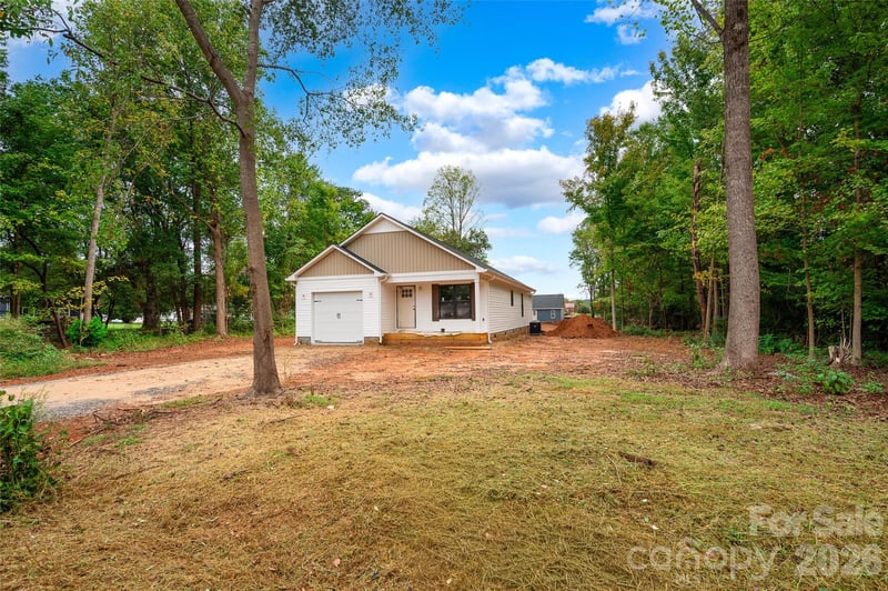 104 Roseman Ln, Statesville, NC 28625