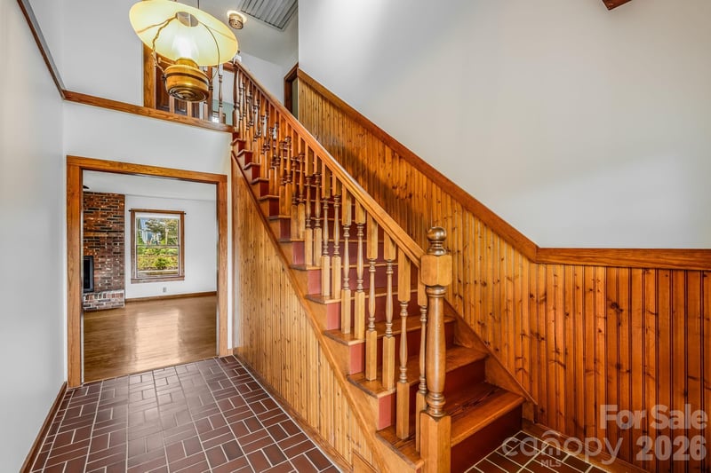 53 Armstrong Rd, Etowah, NC 28729