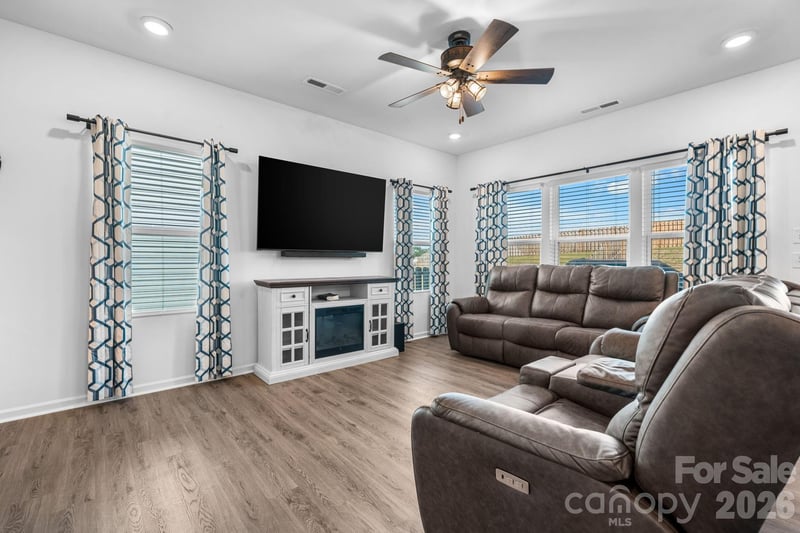 121 Gunwale St, Statesville, NC 28677