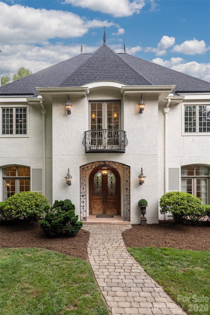 23 Cedar Hill Dr, Asheville, NC 28803