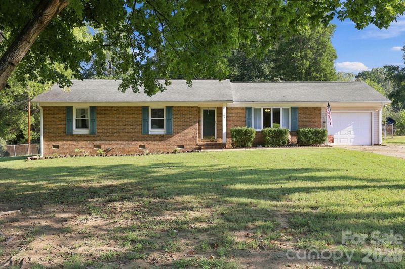 105 Stoneybrook Rd, Salisbury, NC 28147
