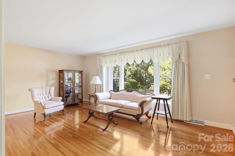 4235 Blalock Ave, Charlotte, NC 28210