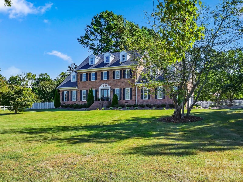 11215 Idlewild Rd, Mint Hill, NC 28105