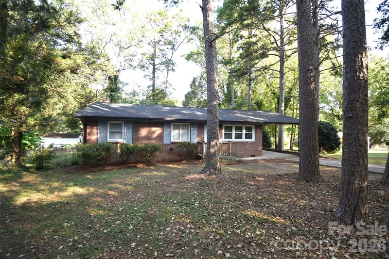 2510 Briar Oak Dr, Gastonia, NC 28052