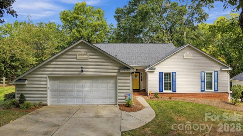 4701 Dawnridge Dr, Charlotte, NC 28226