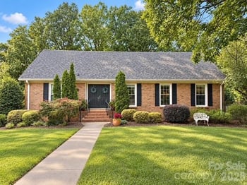 19916 Floral Ln, Cornelius, NC 28031