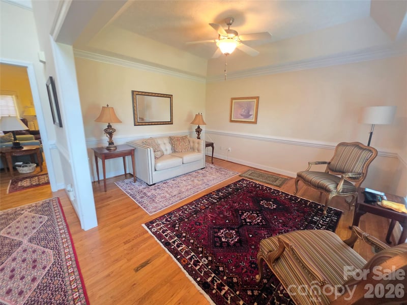 408 5th Ave NE, Conover, NC 28613
