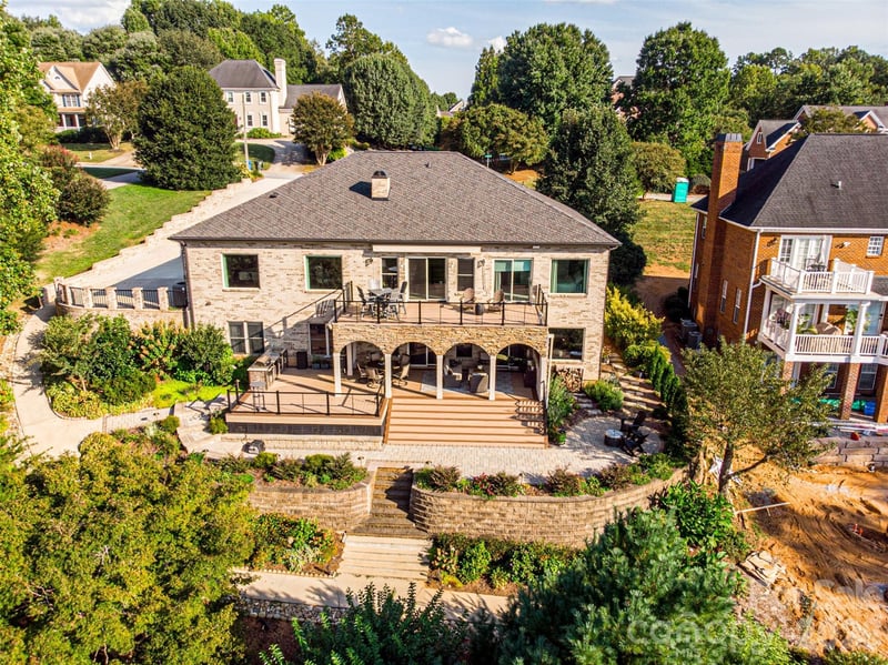 631 46th Avenue Dr NE, Hickory, NC 28601