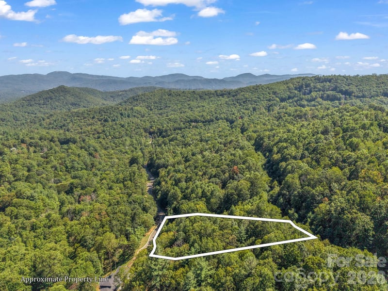 504 Barrington Dr, Asheville, NC 28803