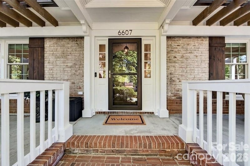 6607 Long Meadow Rd, Charlotte, NC 28210