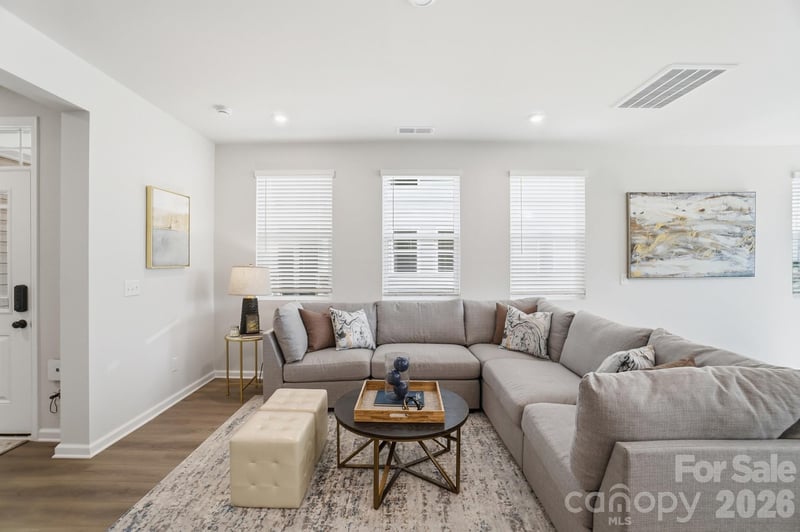 5234 Wyes Oak Ln, Charlotte, NC 28269
