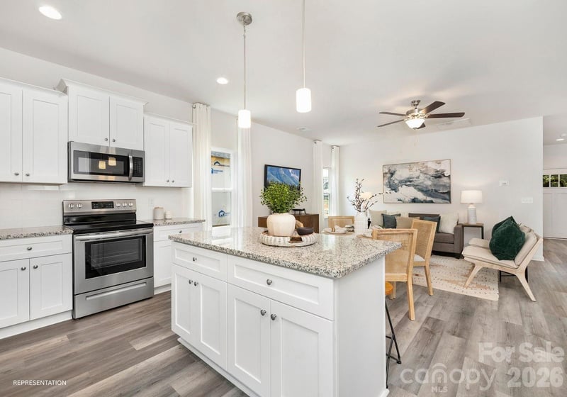 5721 Howard St, Charlotte, NC 28269