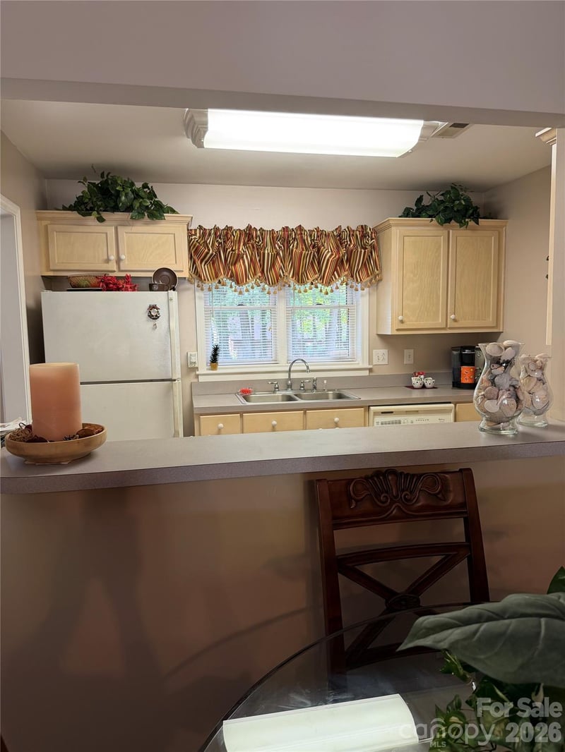 433 19th Avenue Ct NE #14, Hickory, NC 28601