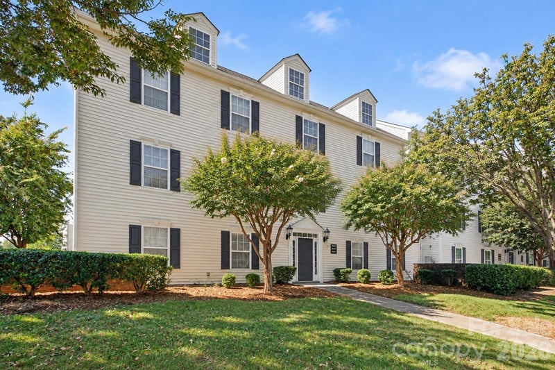 3845 Carl Parmer Dr, Harrisburg, NC 28075