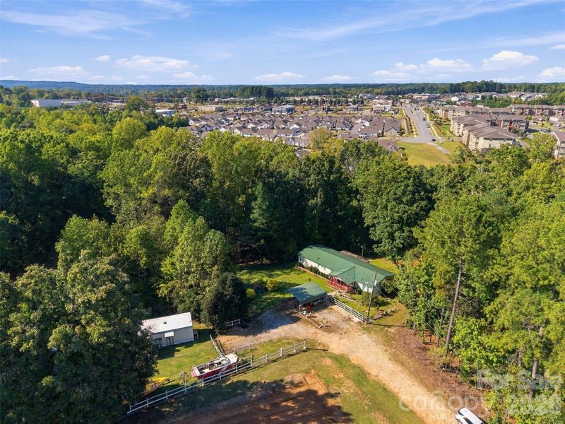 4220 Candlewood Dr, Sherrills Ford, NC 28673