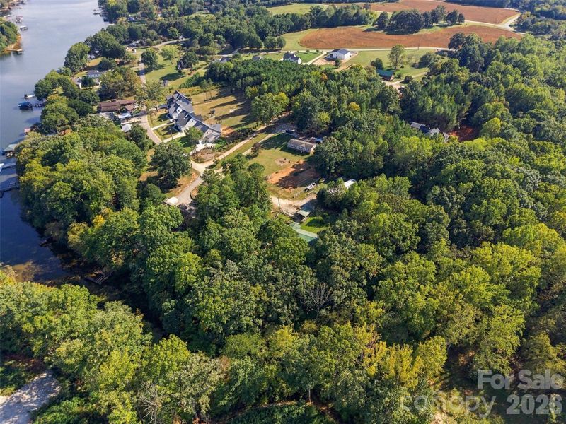 4220 Candlewood Dr, Sherrills Ford, NC 28673