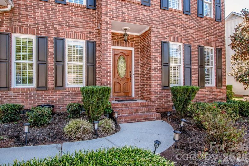 16908 Hampton Crossing Dr, Huntersville, NC 28078