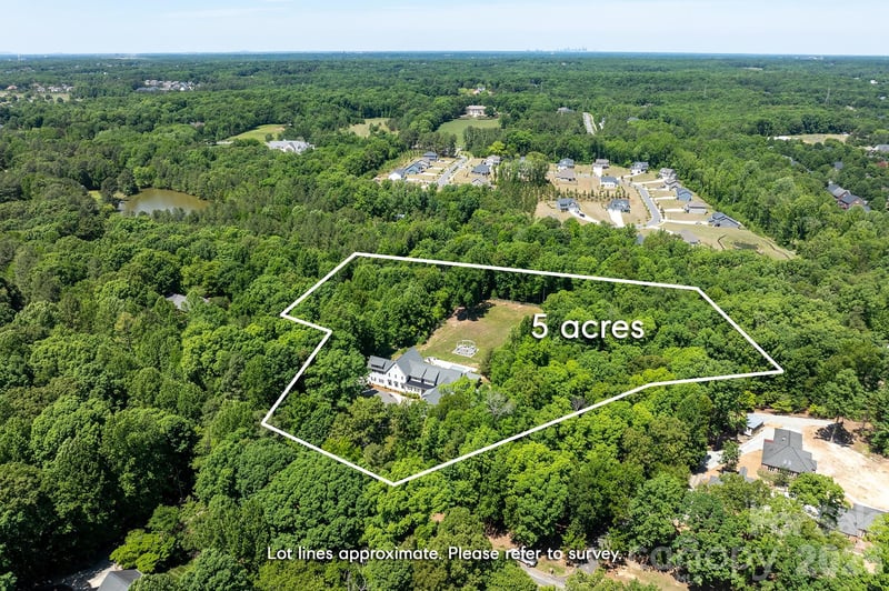 8512 Prince Valiant Dr, Marvin, NC 28173
